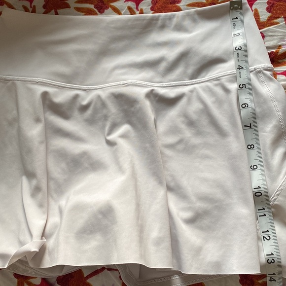 SOLD Athleta Ace Tennis Skort 13.5” Small - Picture 8 of 9